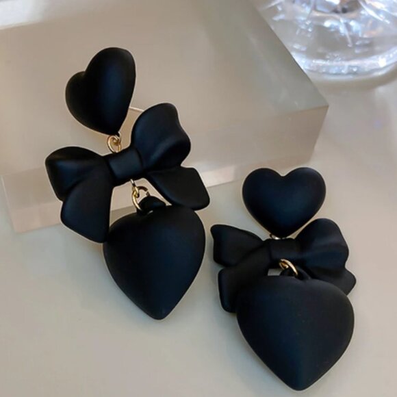 Large Retro Black Heart Bow Dangle Statement Earrings Y2K Big - Picture 7 of 7